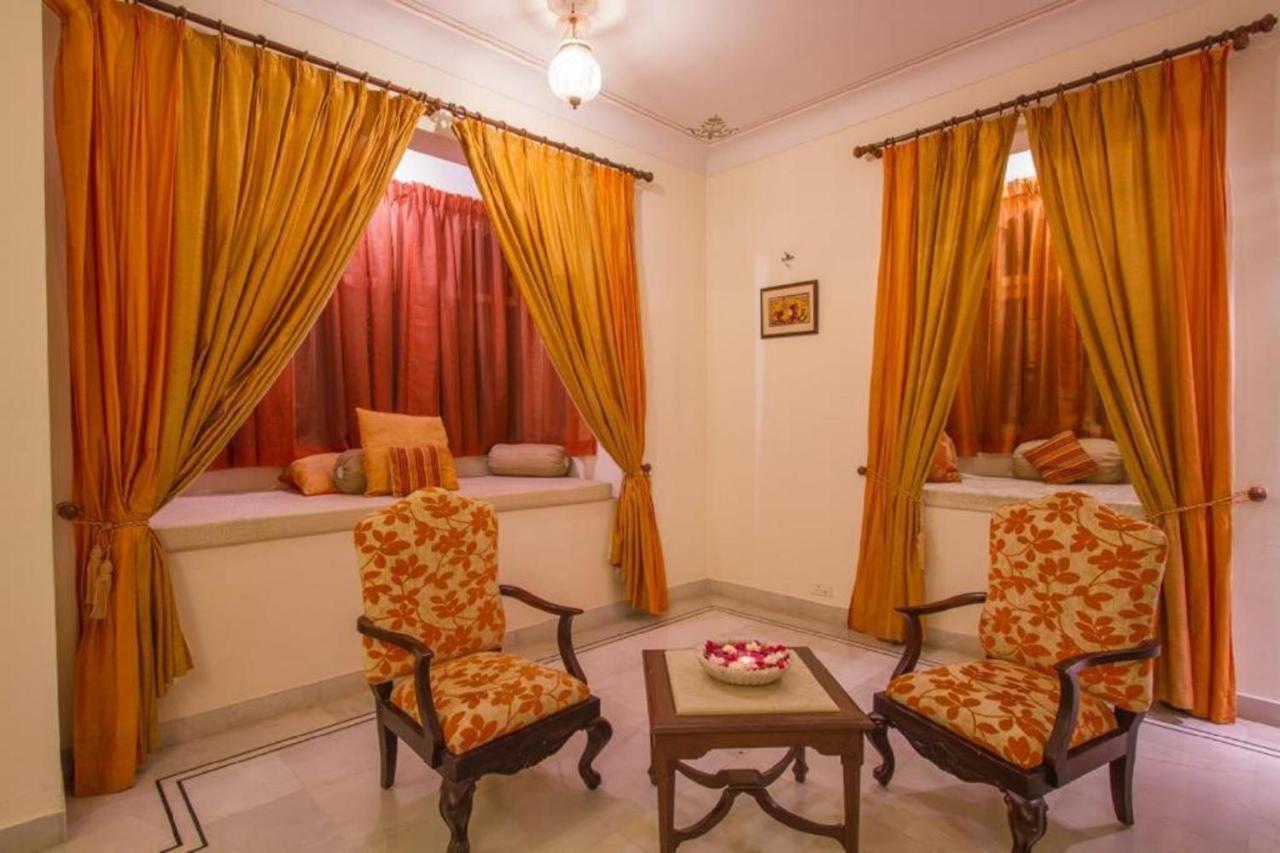 אודייפור Akshay Niwas Boutique Luxury Hotel מראה חיצוני תמונה